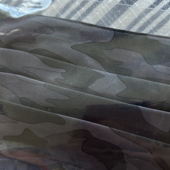 NWT Athleta one size everyday mask bundle pack of five masks and colors - Picture 3 of 5